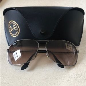 Ray Ban Aviator Sunglasses